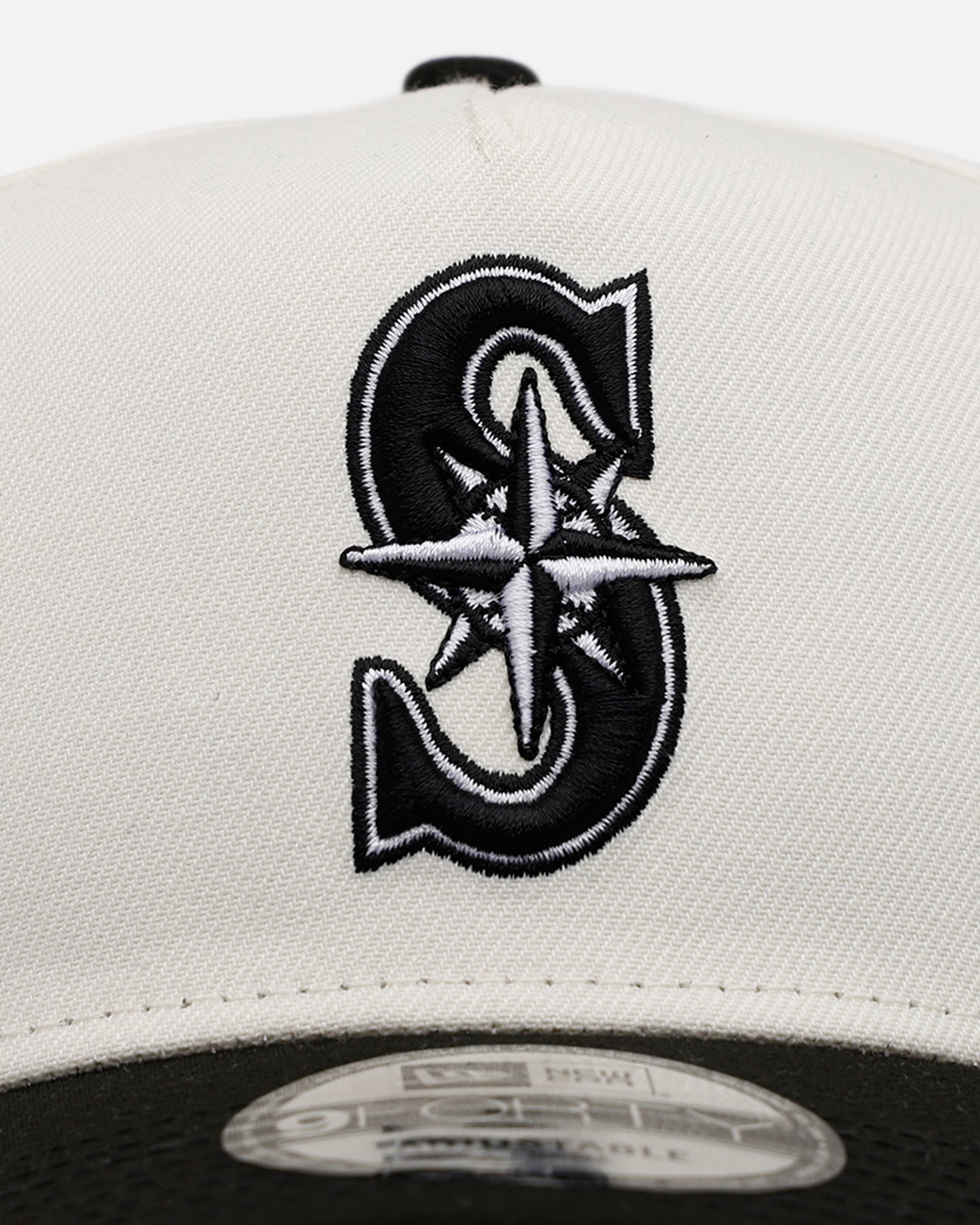 New Era Seattle Mariners 'Chrome Black' 9FORTY A-Frame Snapback