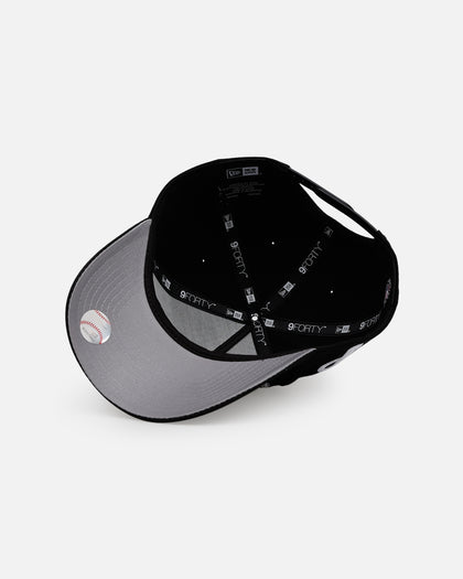 New Era Philadelphia Phillies 'Oversized Gothic Script Crown' 9FORTY A-Frame Snapback Black/White