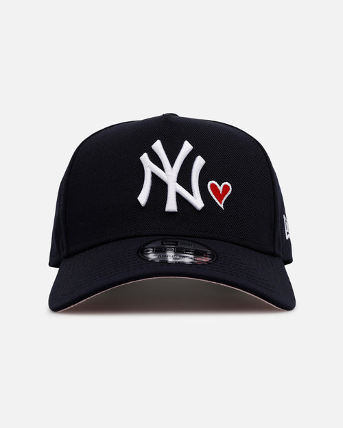 New Era New York Yankees 'Team Color Hearts' 9FORTY A-Frame Snapback Navy
