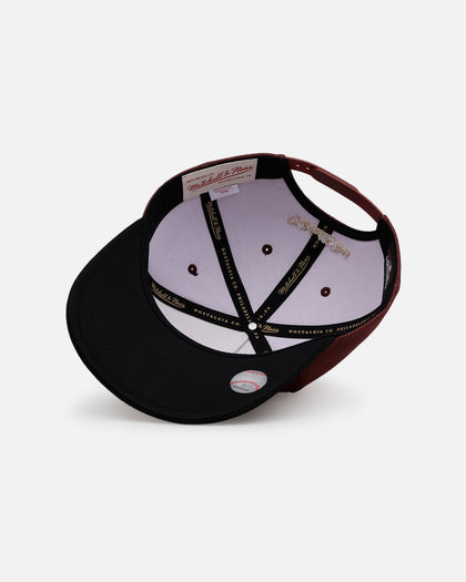 Mitchell & Ness New York Yankees 'Vintage Burgundy' Pro Pinch Snapback Burgundy