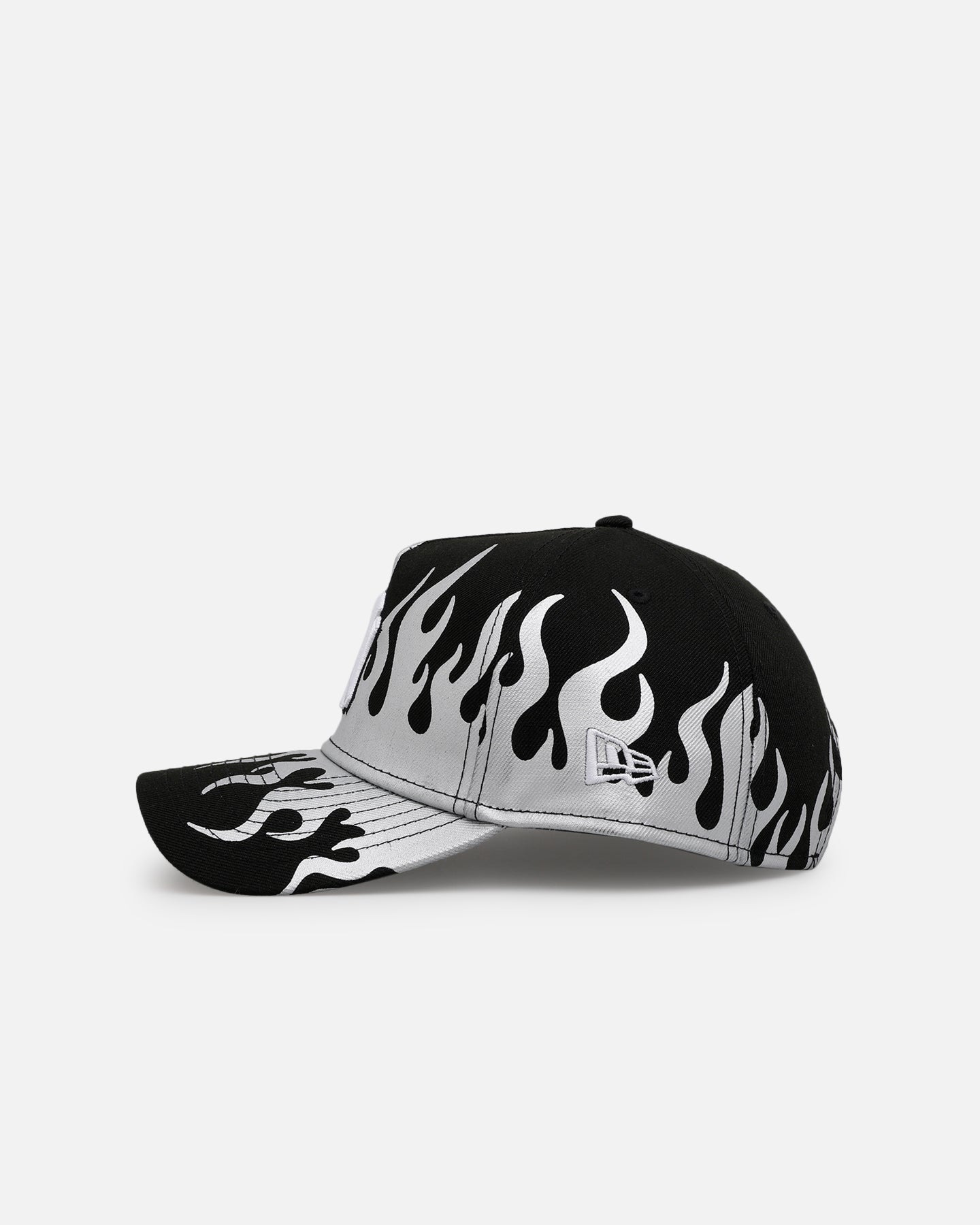 New Era New York Yankees 'Metallic Flames' 9FORTY A-Frame Snapback