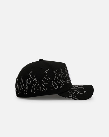 New Era New York Yankees 'Outline Flames' 9FORTY A-Frame Snapback Black