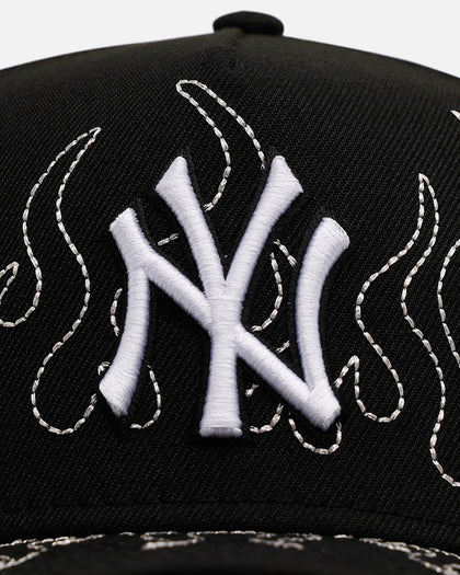 New Era New York Yankees 'Outline Flames' 9FORTY A-Frame Snapback Black