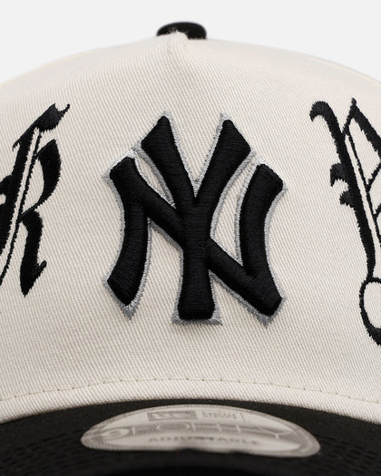 New Era New York Yankees 'Gothic Script Two Tone' 9FORTY A-Frame Snapback Chrome/Black