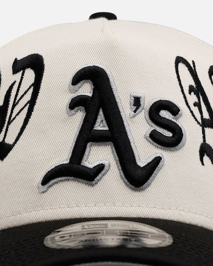 New Era Oakland Athletics 'Gothic Script Two Tone' 9FORTY A-Frame Snapback Chrome/Black