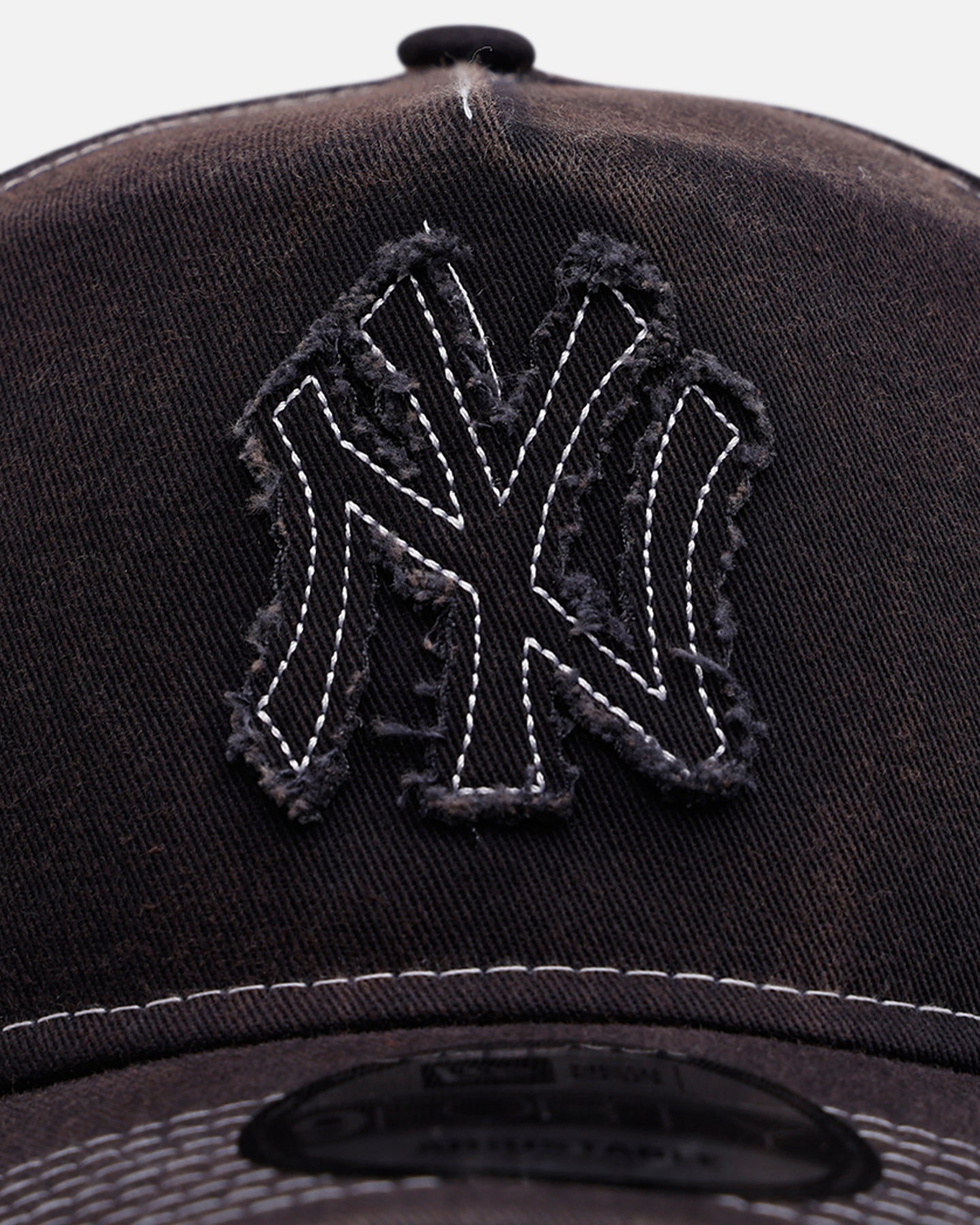 New Era New York Yankees 'Distressed And Worn' 9FORTY A-Frame