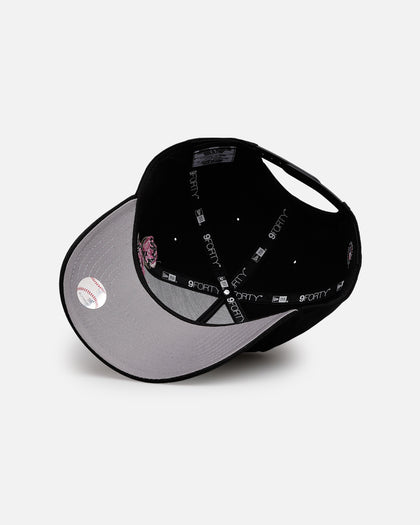 New Era Chicago Cubs 'Pink Rose Embroidery' 9FORTY A-Frame Snapback Black/Pink