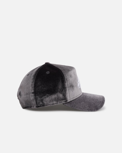 New Era Philadelphia Eagles 'Velvet Dreams 2.0' 9FORTY A-Frame Snapback Grey