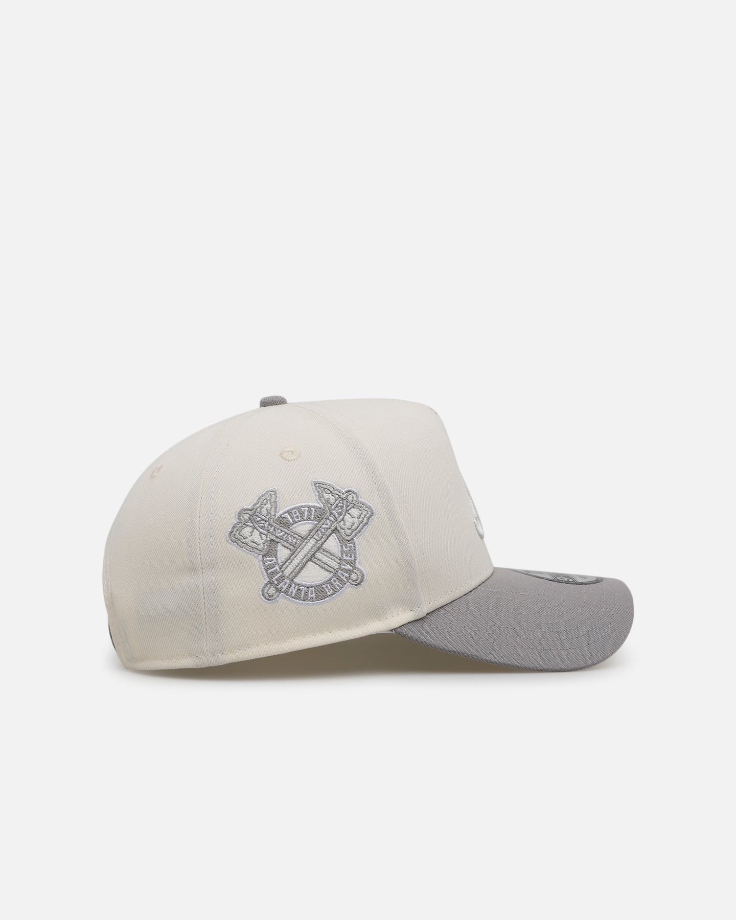ニューエラ アトランタブレーブス 9forty A-FRAME ホワイトカラー New Era Atlanta Braves 'Too Clean' 9FORTY A-Frame Snapback Chrome