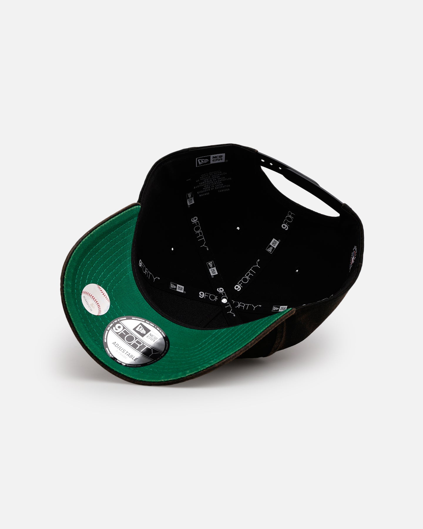 New Era Philadelphia Phillies 'Washed Black Gothic Script' 9FORTY
