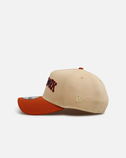 New Era New York Knicks 'Vintage' 9FORTY A-Frame Snapback Vegas Gold