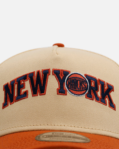 New Era New York Knicks 'Vintage' 9FORTY A-Frame Snapback Vegas Gold