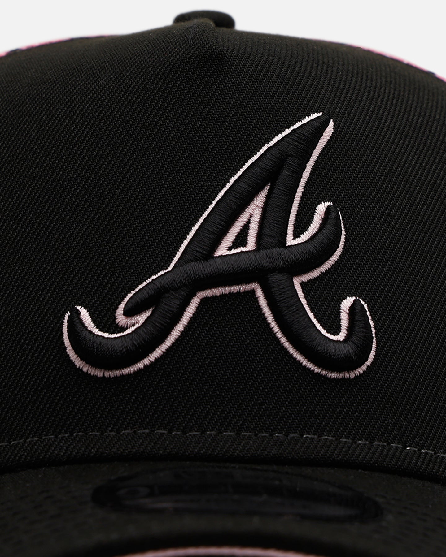 New Era Atlanta Braves 'Thoughtful' 9FORTY A-Frame Trucker