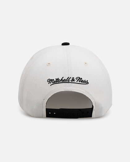Mitchell & Ness Chicago Bulls 'NBA Elite Finals' MVP Snapback Cream/Black