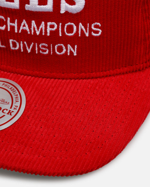Mitchell & Ness Chicago Bulls 'Worldwide' Deadstock Corduroy Snapback Red