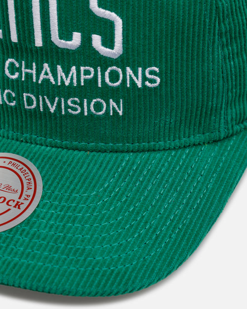 Mitchell & Ness Boston Celtics 'Worldwide' Deadstock Corduroy Snapback Green