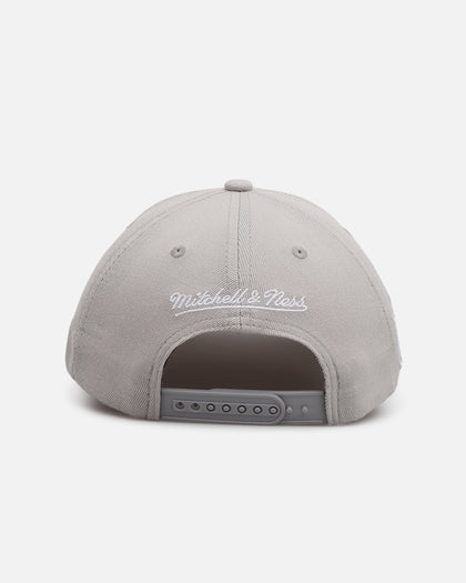 Mitchell & Ness Philadelphia 76ers 'Gray Tones' MVP Snapback Gray