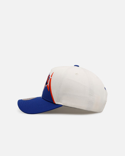 Mitchell & Ness New York Knicks 'Shark Tooth' Pro Pinch Snapback Cream/Blue