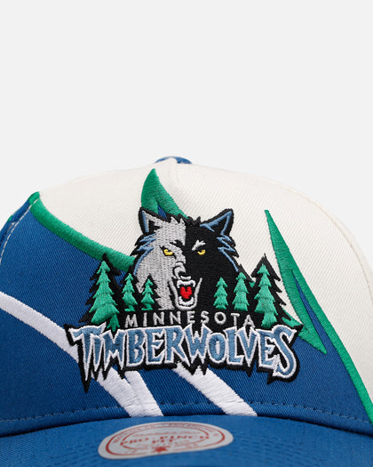 Mitchell & Ness Minnesota Timberwolves 'Shark Tooth' Pro Pinch Snapback Cream/Blue