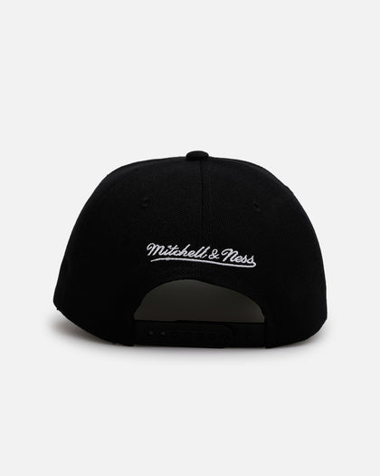 Mitchell & Ness Chicago Bulls 'Busted' Pro Pinch Snapback Black
