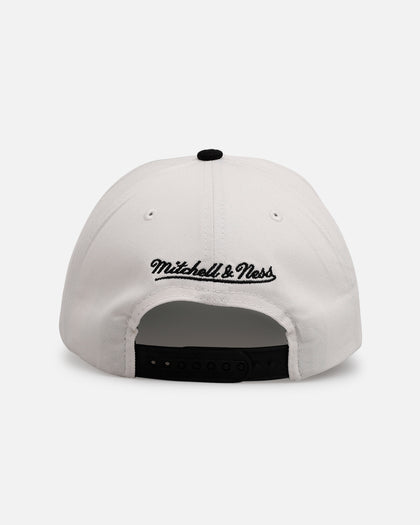 Mitchell & Ness Chicago Bulls 'Flametooth' Pro Pinch Snapback White/Black