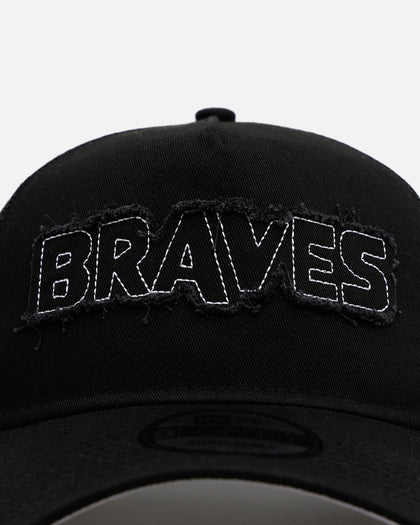 New Era Atlanta Braves 'Distressed' 9FORTY A-Frame Trucker Snapback Black/White
