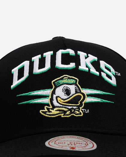 Mitchell & Mess Oregon Ducks 'Shadow Script' Pro Pinch Snapback Black
