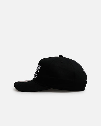 Casquette Wool Solid Lakers by Mitchell & Ness - 34,95 Casquette Wool Solid Lakers by Mitchell & Ness - 34,95