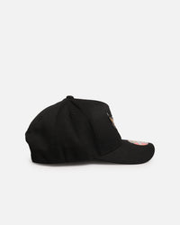Mitchell & Ness Chicago Bulls 'Weald' Pro Pinch Snapback Black