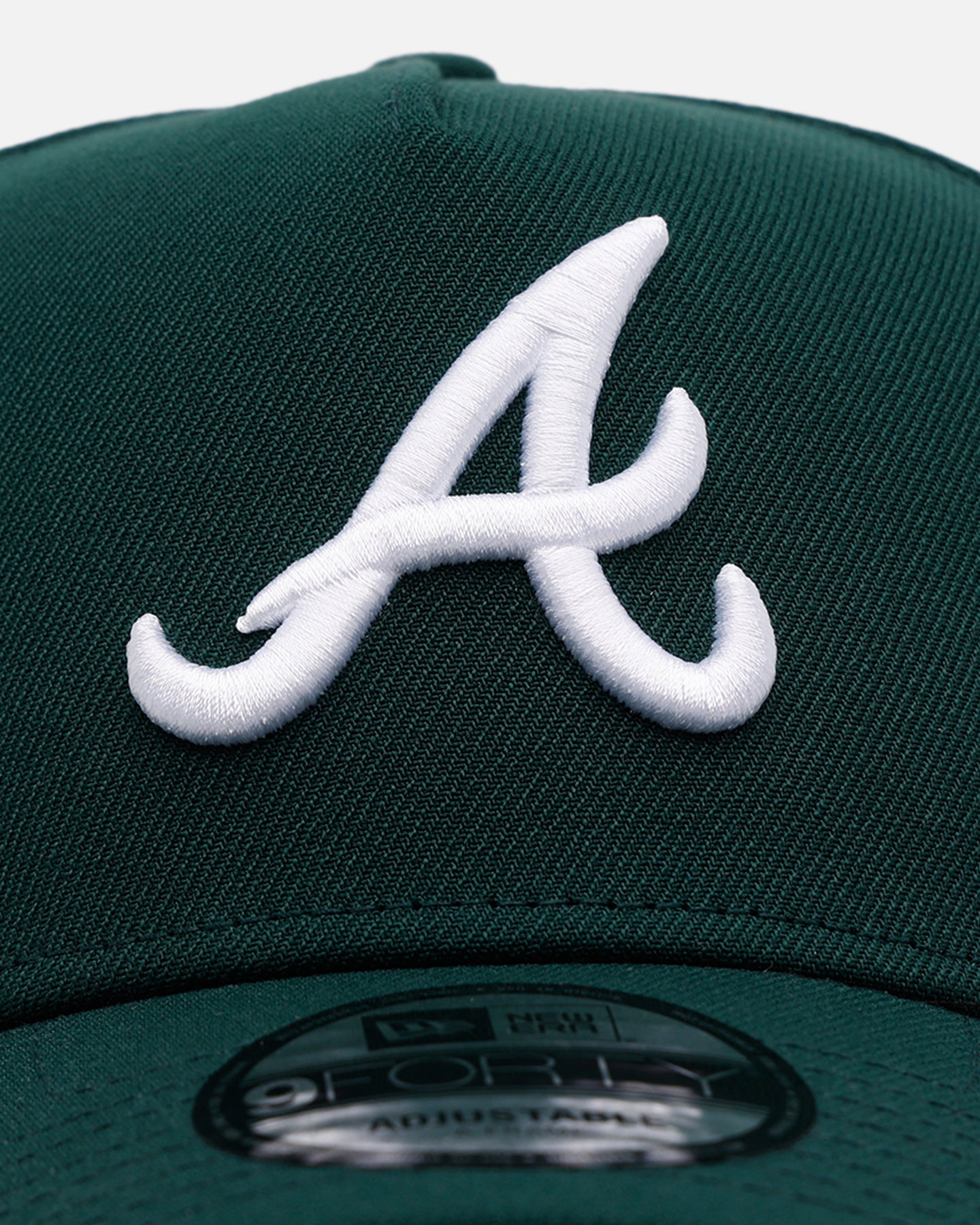 New Era Atlanta Braves 'Evergreen' 9FORTY A-Frame Snapback Dark