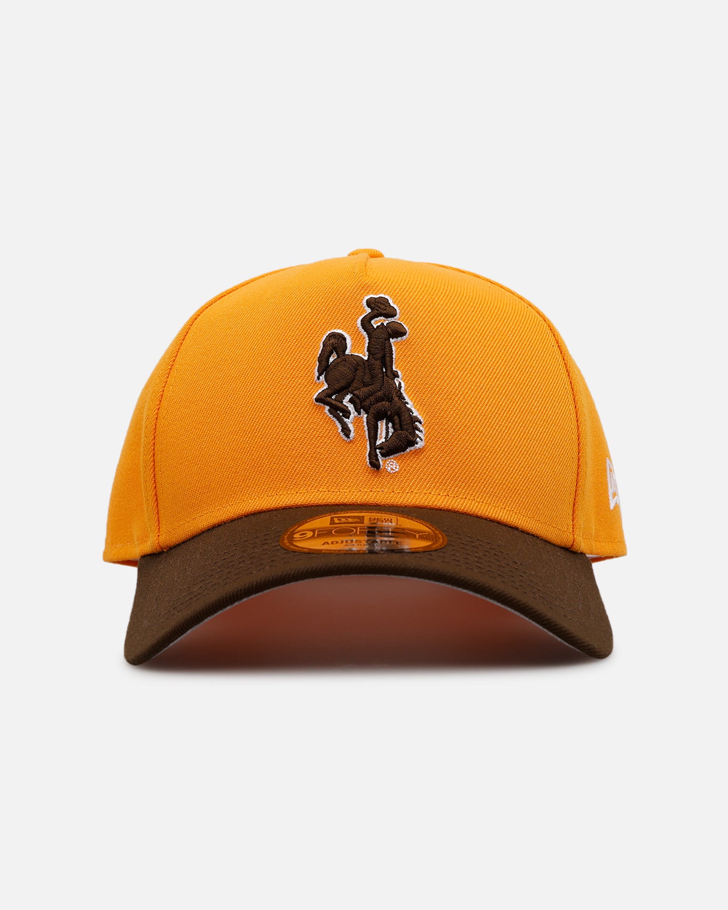 New Era Wyoming Cowboys 'Walnut Visor' 9FORTY A-Frame Snapback