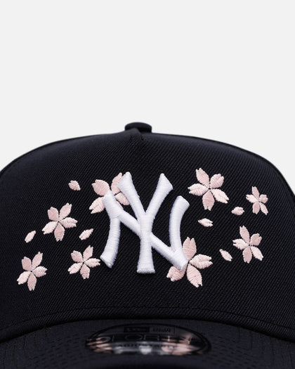New Era New York Yankees 'Cherry Blossoms' 9FORTY A-Frame Snapback Official Team Color