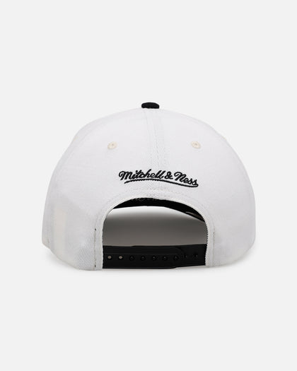 Mitchell & Ness Chicago White Sox 'Arch' MVP Snapback Cream