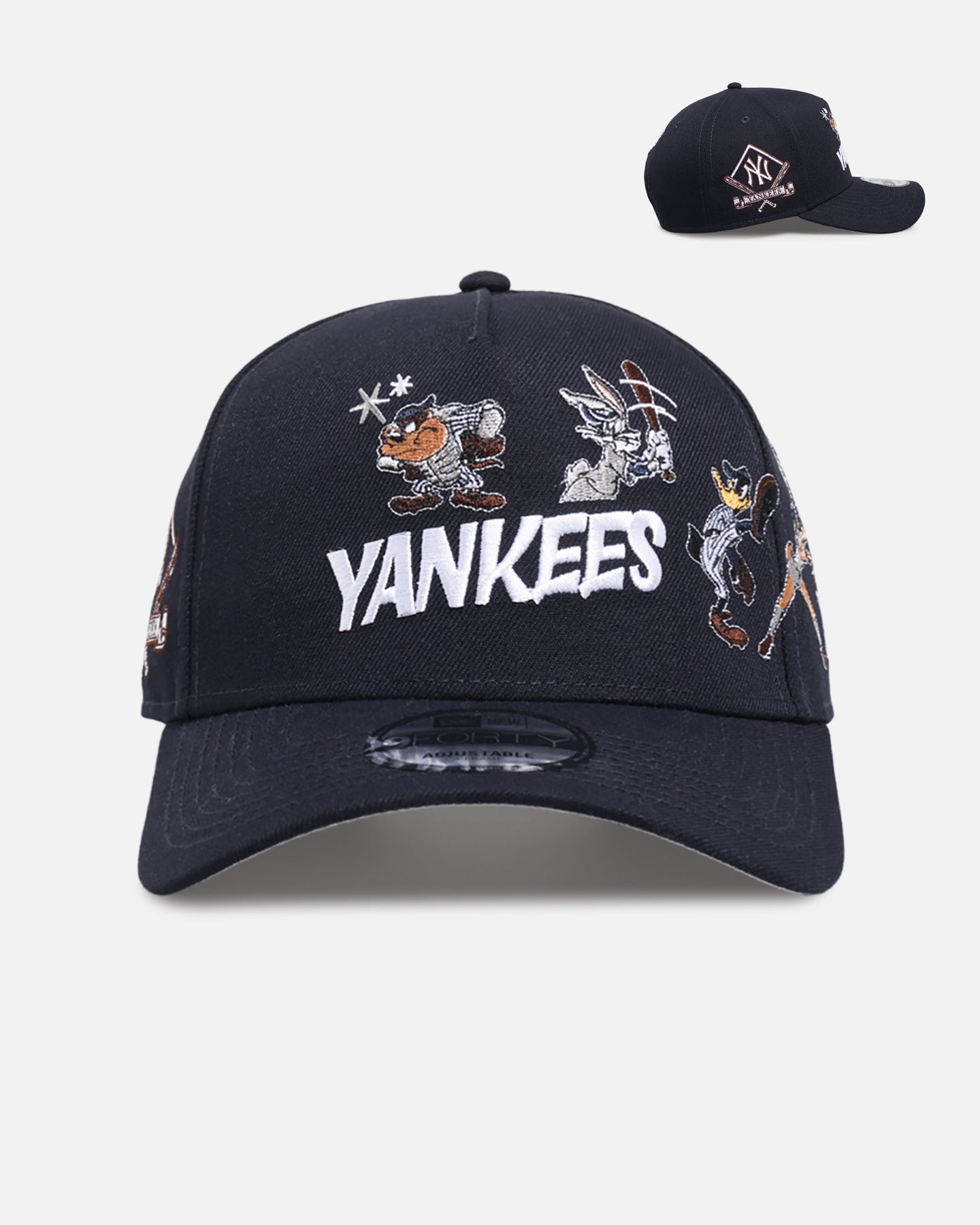 New Era New York Yankees 'Looney Tunes' 9FORTY A-Frame Snapback