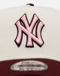 New Era New York Yankees 'Lover's Club 2.0' 9FORTY A-Frame Snapback Chrome