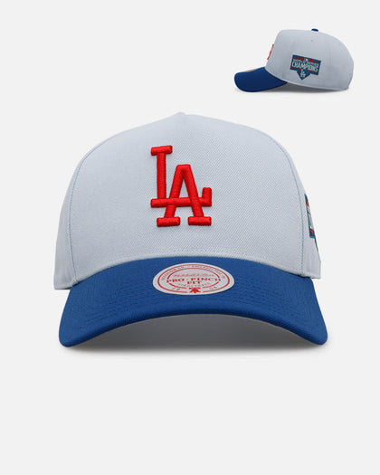 Mitchell & Ness Los Angeles Dodgers 'Cherry Logo' Pro Pinch Snapback Cherry