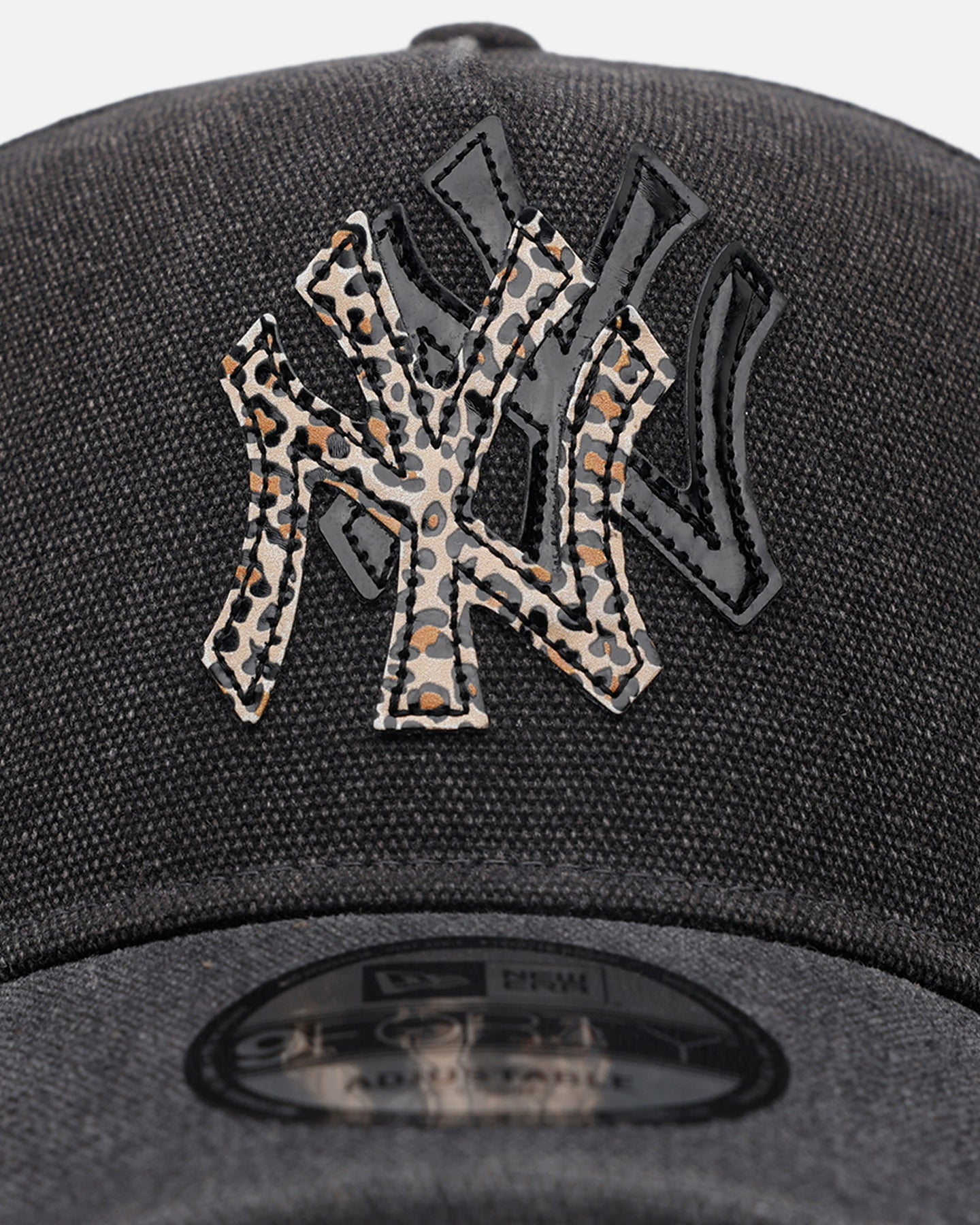 New Era New York Yankees 'Patent Leather' 9FORTY A-Frame Strapback