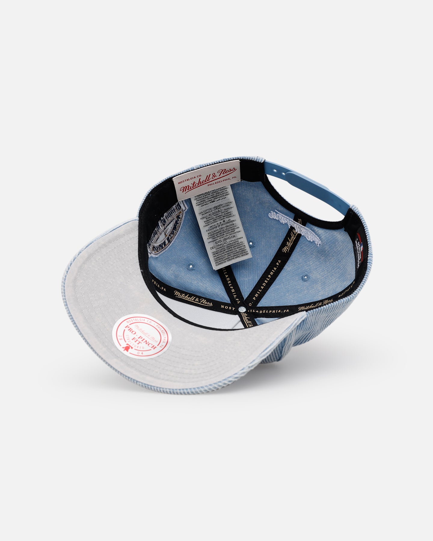 Mitchell & Ness New York Yankees 'Dusty Cord' Pro Pinch Snapback