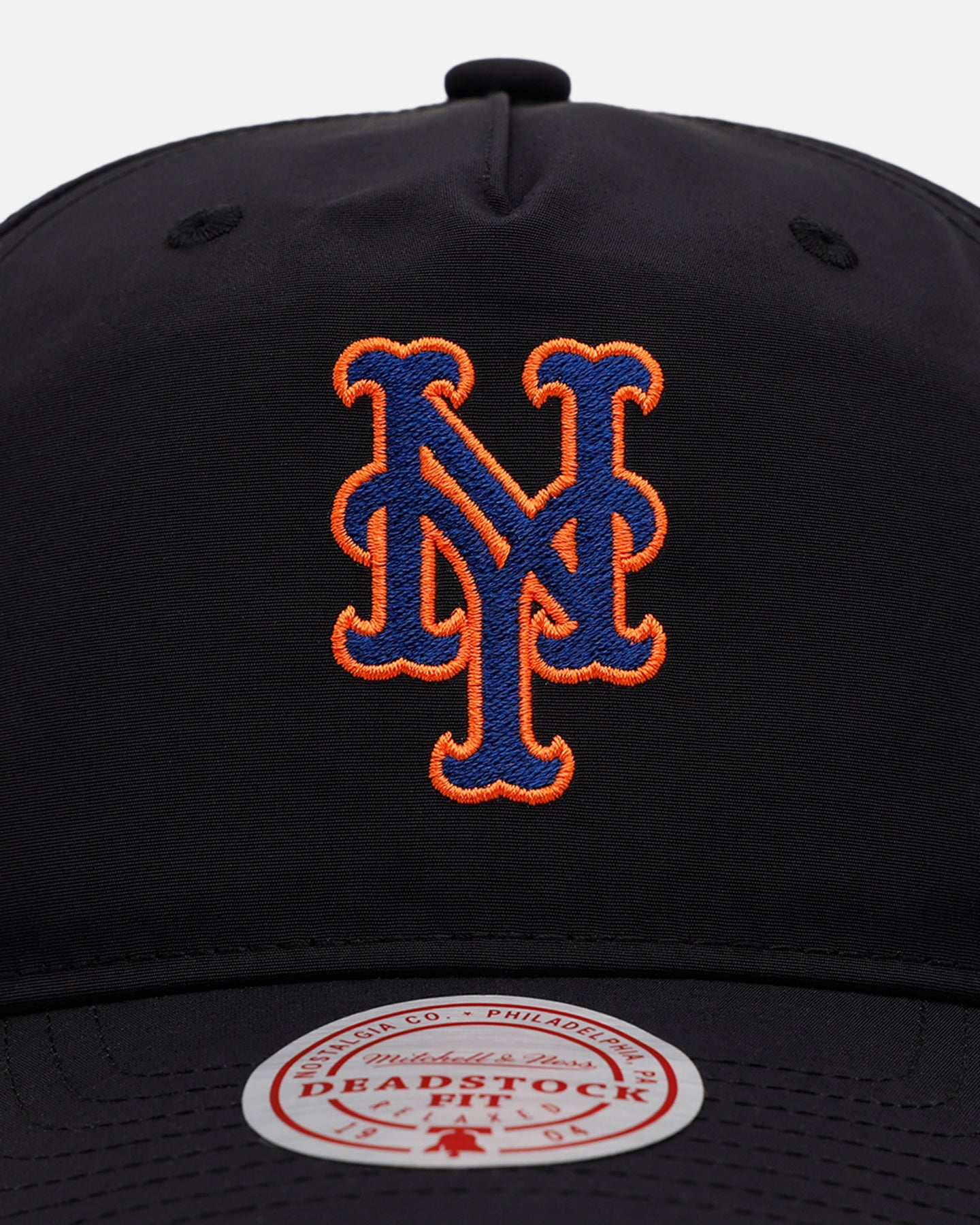 Mitchell & Ness New York Mets 'Poolside' Deadstock Snapback