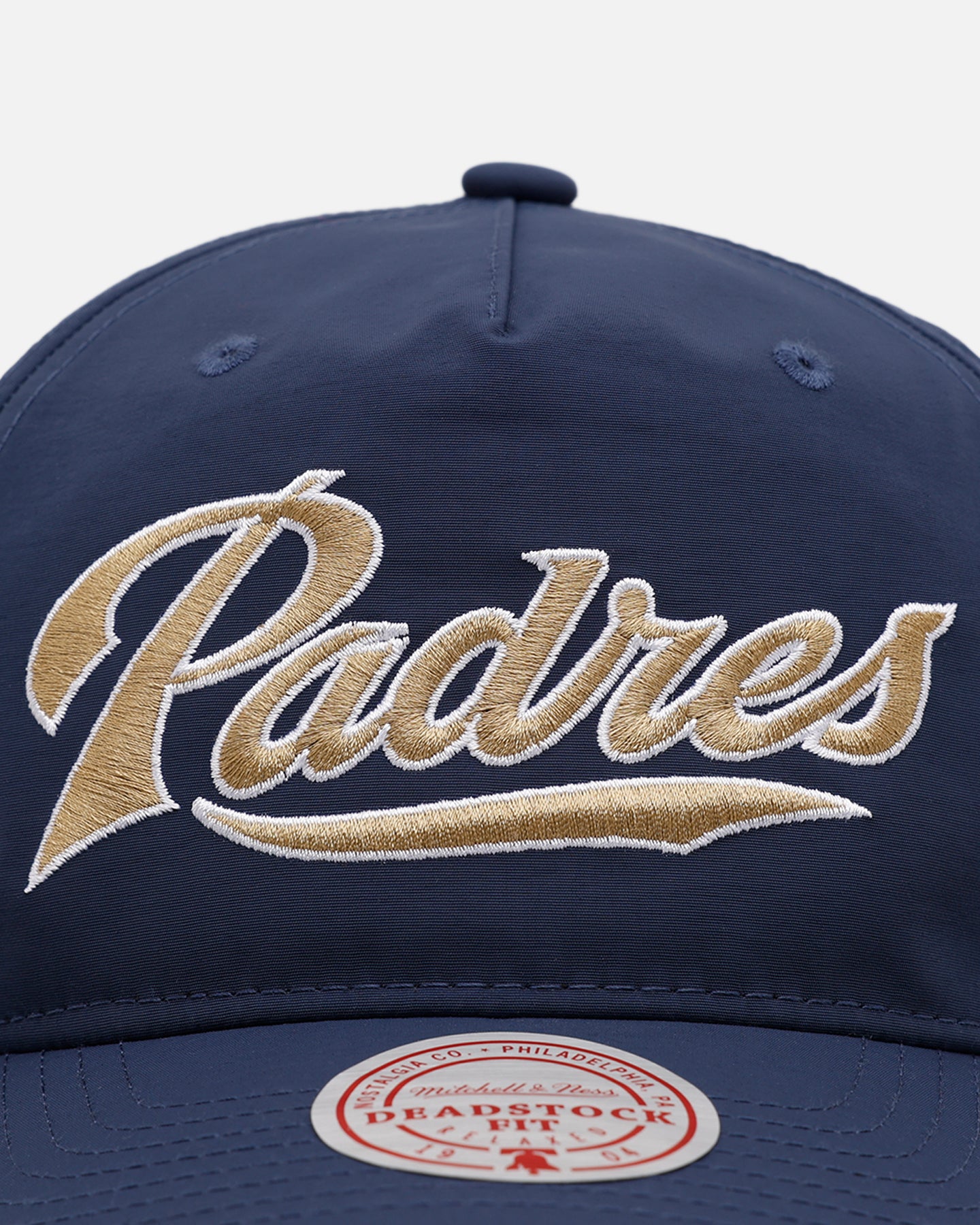 Mitchell & Ness San Diego Padres 'Poolside' Deadstock Snapback