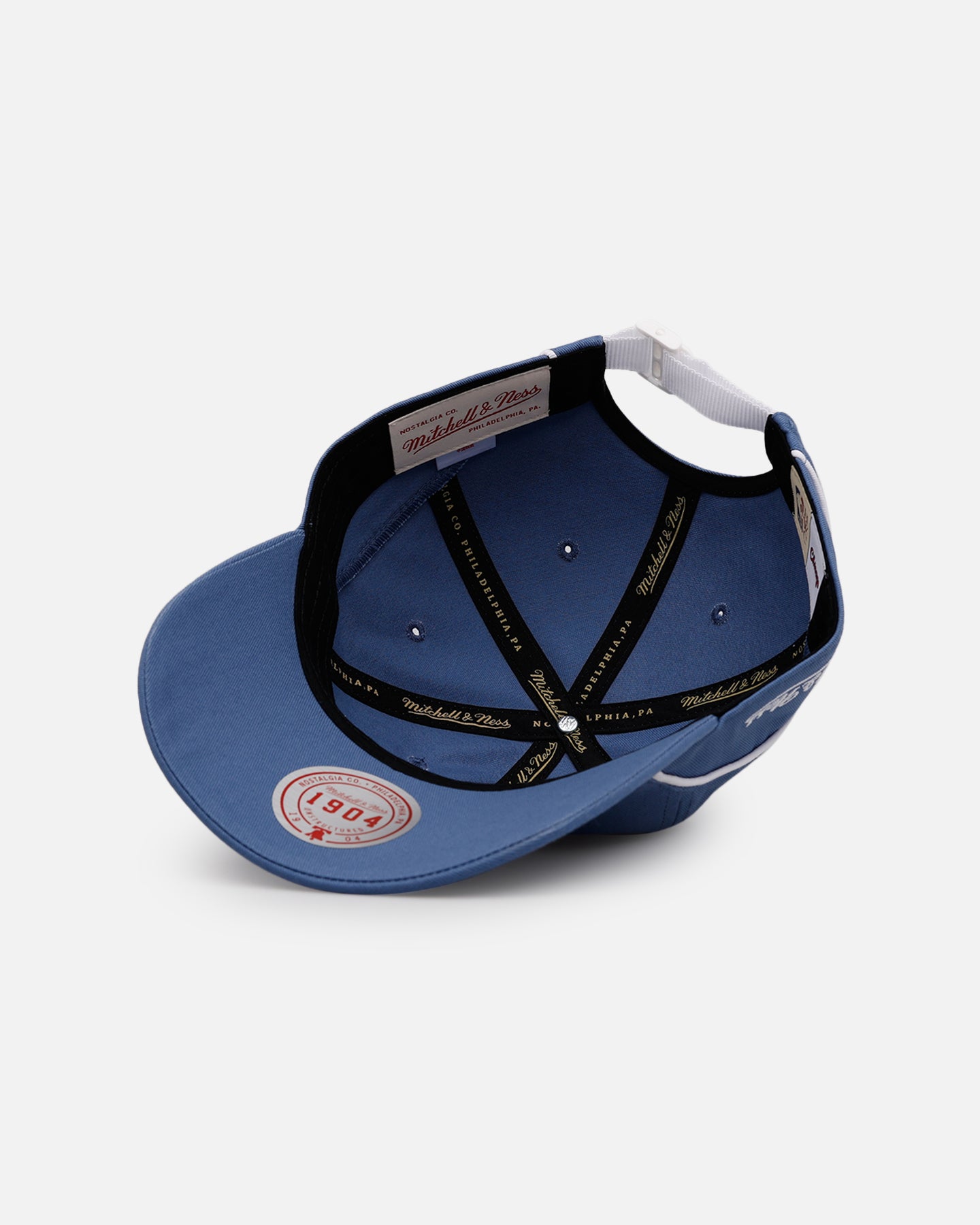 Mitchell & Ness Los Angeles Lakers 'Millenium' Circuit Strapback