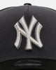 New Era New York Yankees 'Stealth 2.0' 9FORTY A-Frame Snapback Graphite