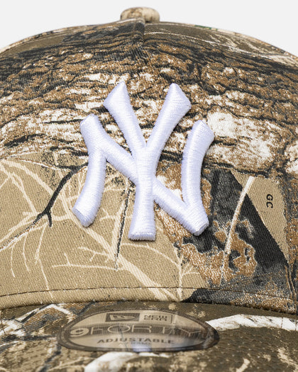 New Era New York Yankees 'Great Outdoors Part II' 9FORTY A-Frame Snapback Real Tree Camo