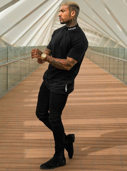 Saint Morta Old English Mock Neck T-Shirt Black/White