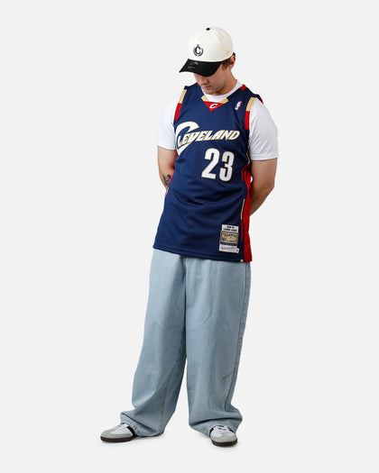 Mitchell & Ness Cleveland Cavaliers Lebron James #23 '08-'09 Swingman Jersey Navy
