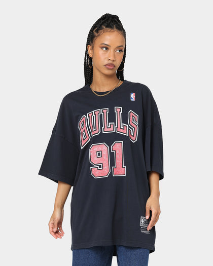 Mitchell & Ness Chicago Bulls Name & Number Oversized T-Shirt Faded Black
