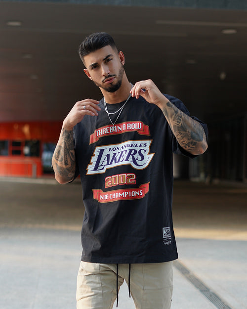 Mitchell & Ness Los Angeles Lakers 3-Peat T-Shirt Black