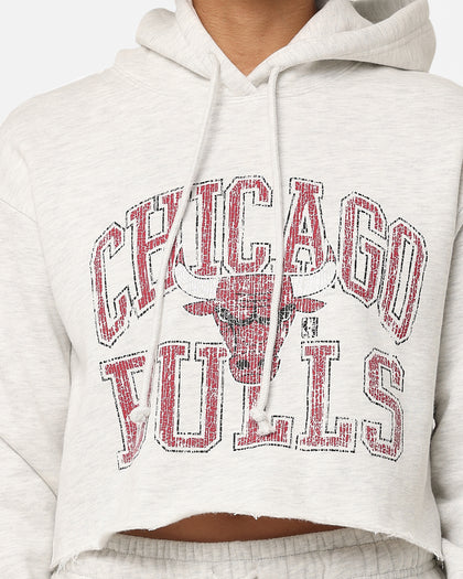 Mitchell & Ness Women's Chicago Bulls Arch Logo Crop Hoodie White Marle