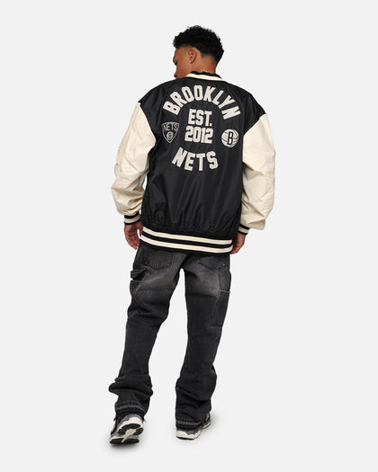 New Era X Alpha Industries Brooklyn Nets L-2B Bomber Jacket Black