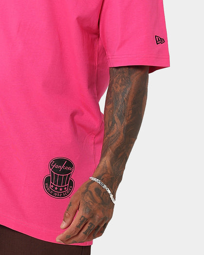 New Era New York Yankees 'Tropical Punch Script Pack' Oversized T-Shirt Hot Pink